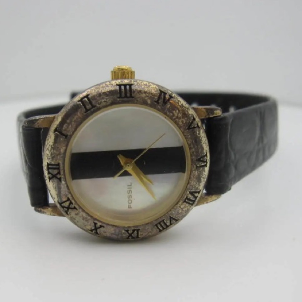 1994 RARE FOSSIL MOTHER OF PEARL WATCH SC-5492(000735) - Picture 6 of 7